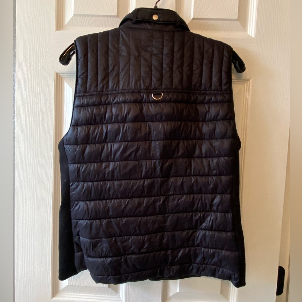 Love Tree Puffer vest - Picture 2 of 10